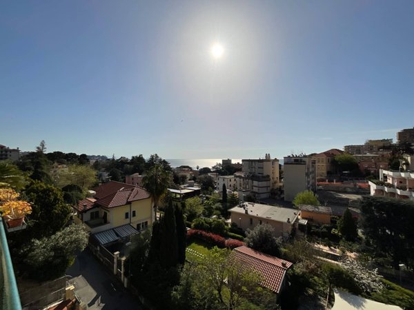 appartamento in vendita ad Albissola Marina