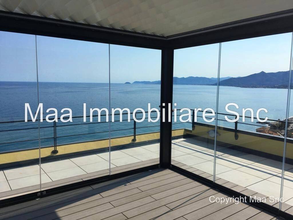 appartamento in vendita ad Albissola Marina