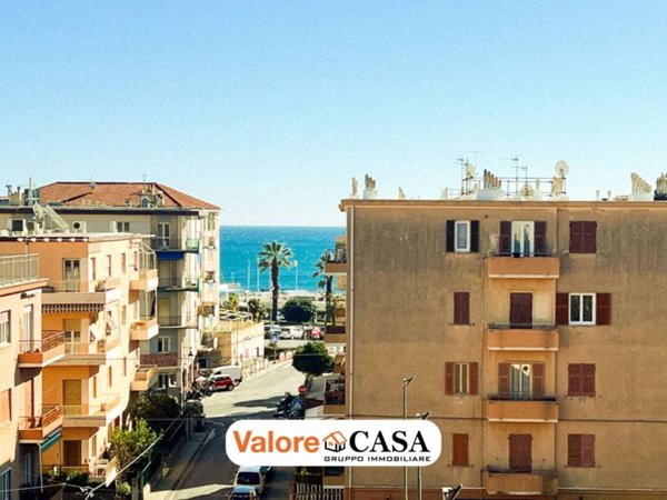 appartamento in vendita ad Albissola Marina