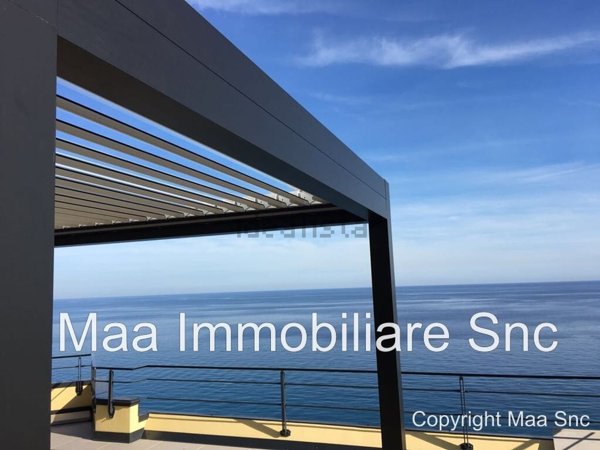 appartamento in vendita ad Albissola Marina