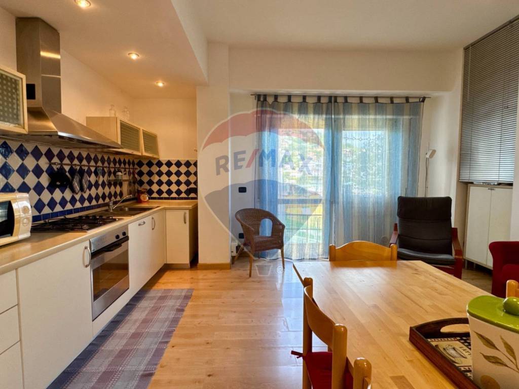 appartamento in vendita ad Albissola Marina