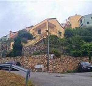 casa indipendente in vendita ad Albissola Marina