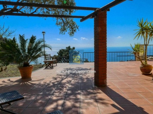 appartamento in vendita ad Albissola Marina