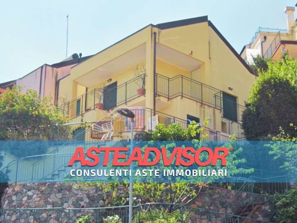 casa indipendente in vendita ad Albissola Marina