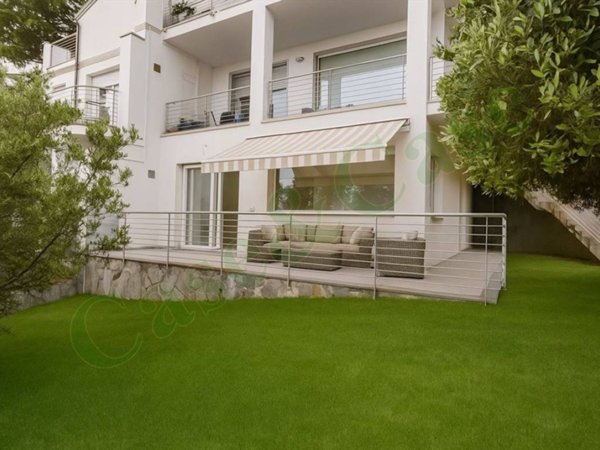 appartamento in vendita ad Albissola Marina