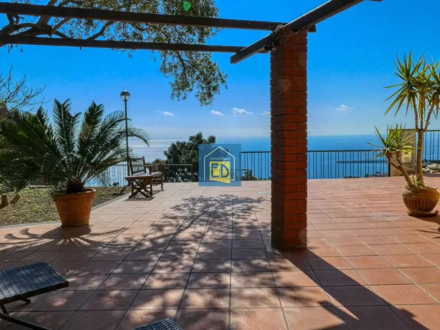 appartamento in vendita ad Albissola Marina