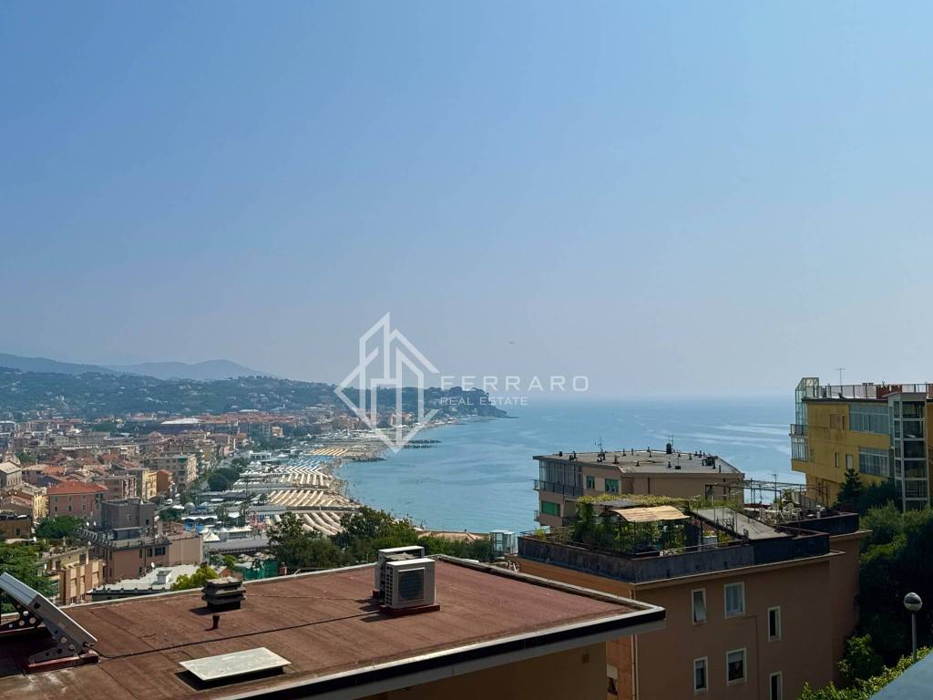 appartamento in vendita ad Albissola Marina