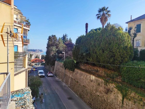 appartamento in vendita ad Albissola Marina
