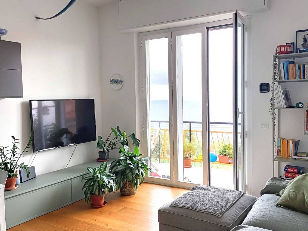 appartamento in vendita ad Albissola Marina