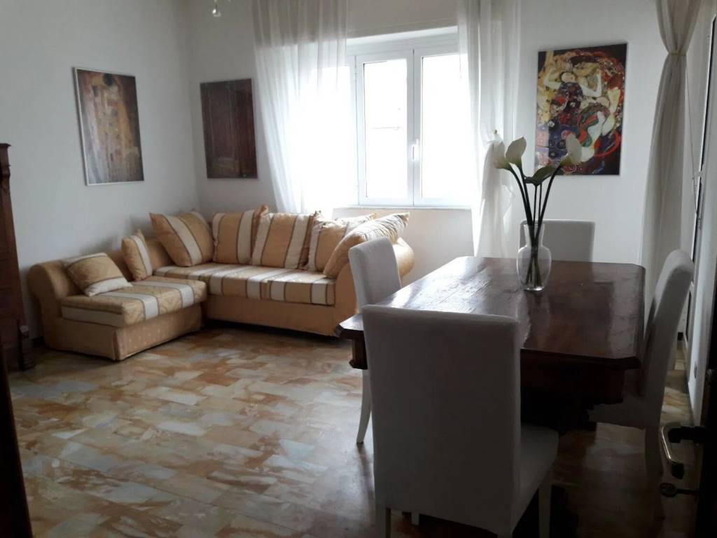 appartamento in vendita ad Albissola Marina