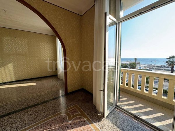 appartamento in vendita ad Albissola Marina