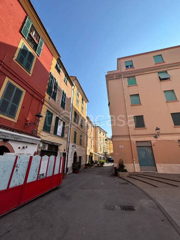 appartamento in vendita ad Albissola Marina