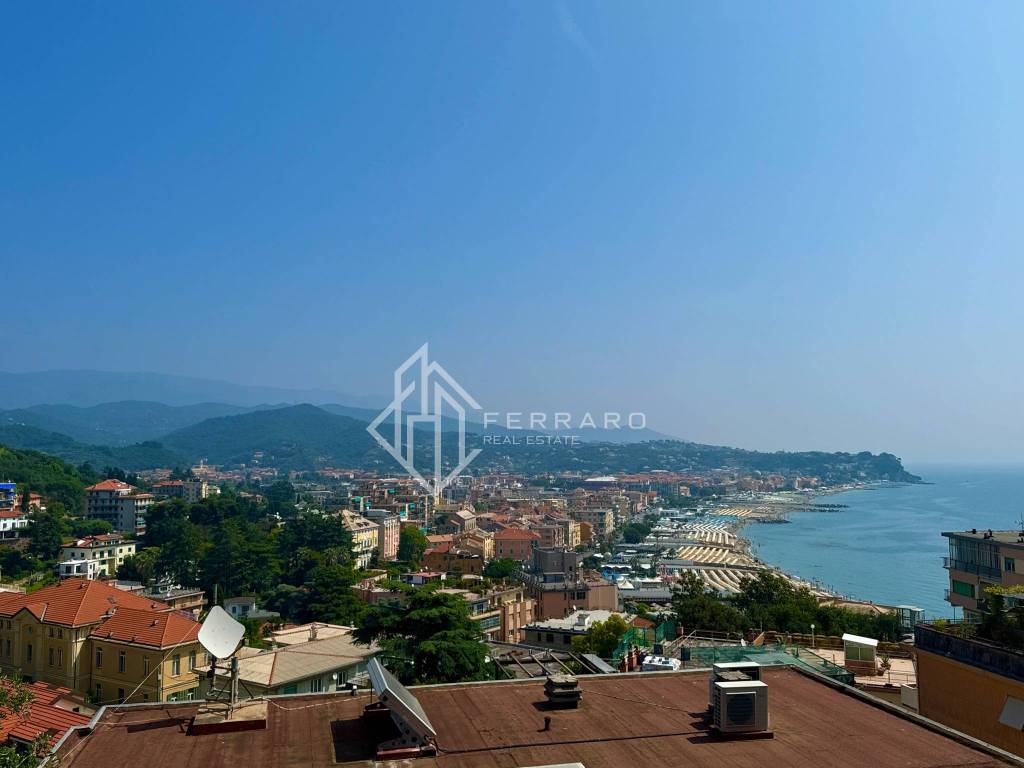 appartamento in vendita ad Albissola Marina