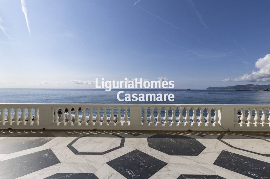 casa indipendente in vendita ad Albissola Marina