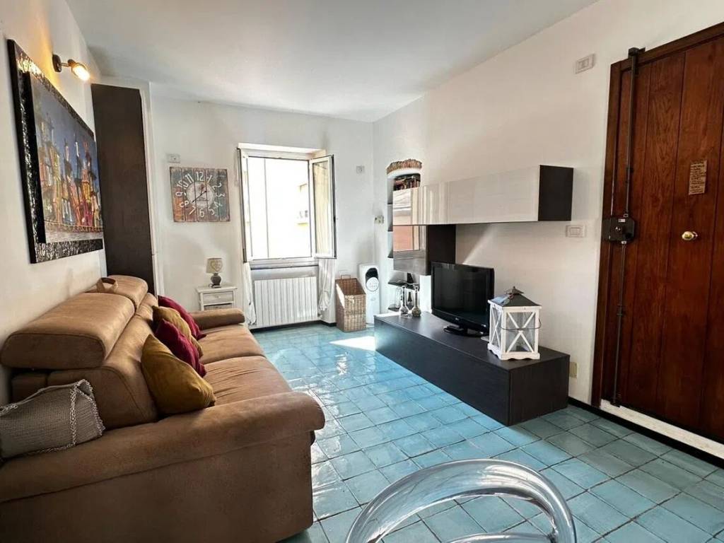 appartamento in vendita ad Albissola Marina