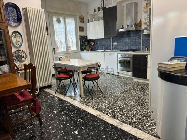 appartamento in vendita ad Albissola Marina