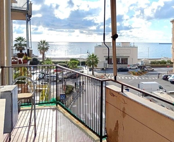 appartamento in vendita ad Albissola Marina
