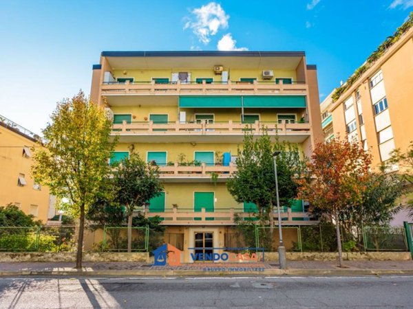 appartamento in vendita ad Albissola Marina