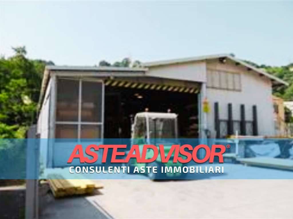 locale commerciale in vendita ad Albissola Marina
