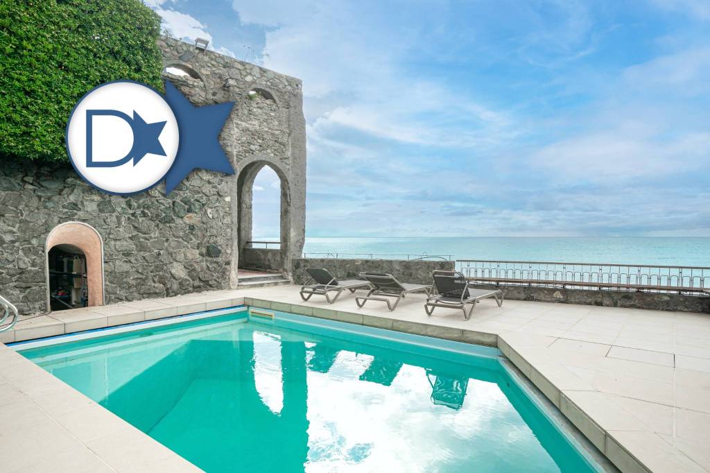 casa indipendente in vendita ad Albissola Marina