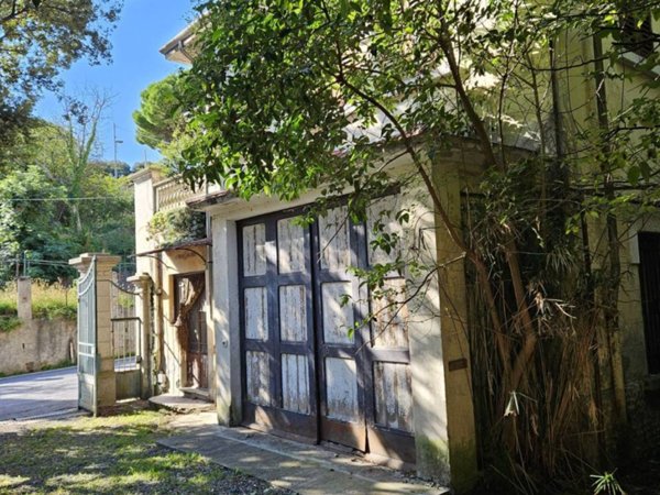 casa indipendente in vendita ad Albissola Marina