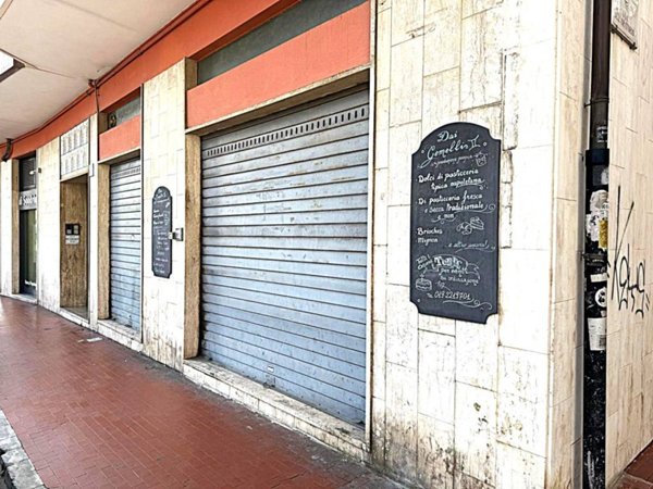 negozio in vendita ad Albissola Marina