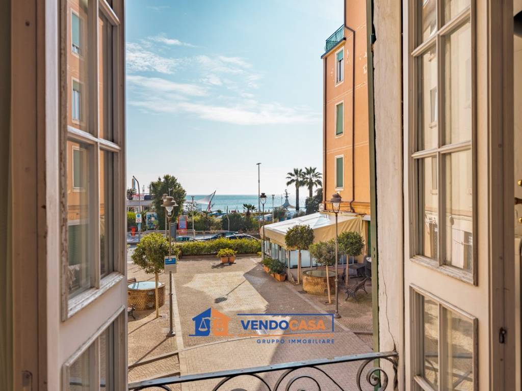 appartamento in vendita ad Albissola Marina