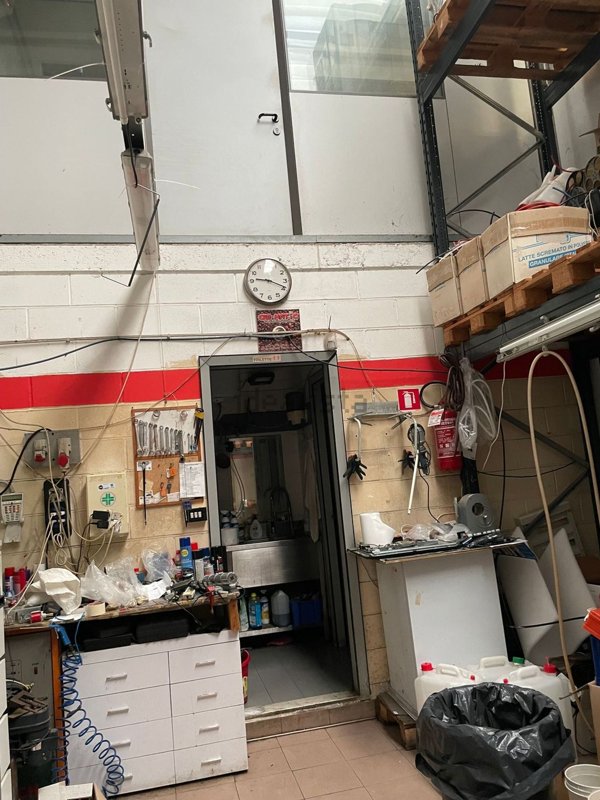 ufficio in vendita ad Albissola Marina