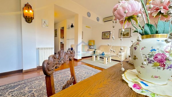 appartamento in vendita ad Albissola Marina