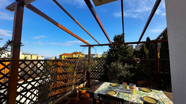 appartamento in vendita ad Albissola Marina