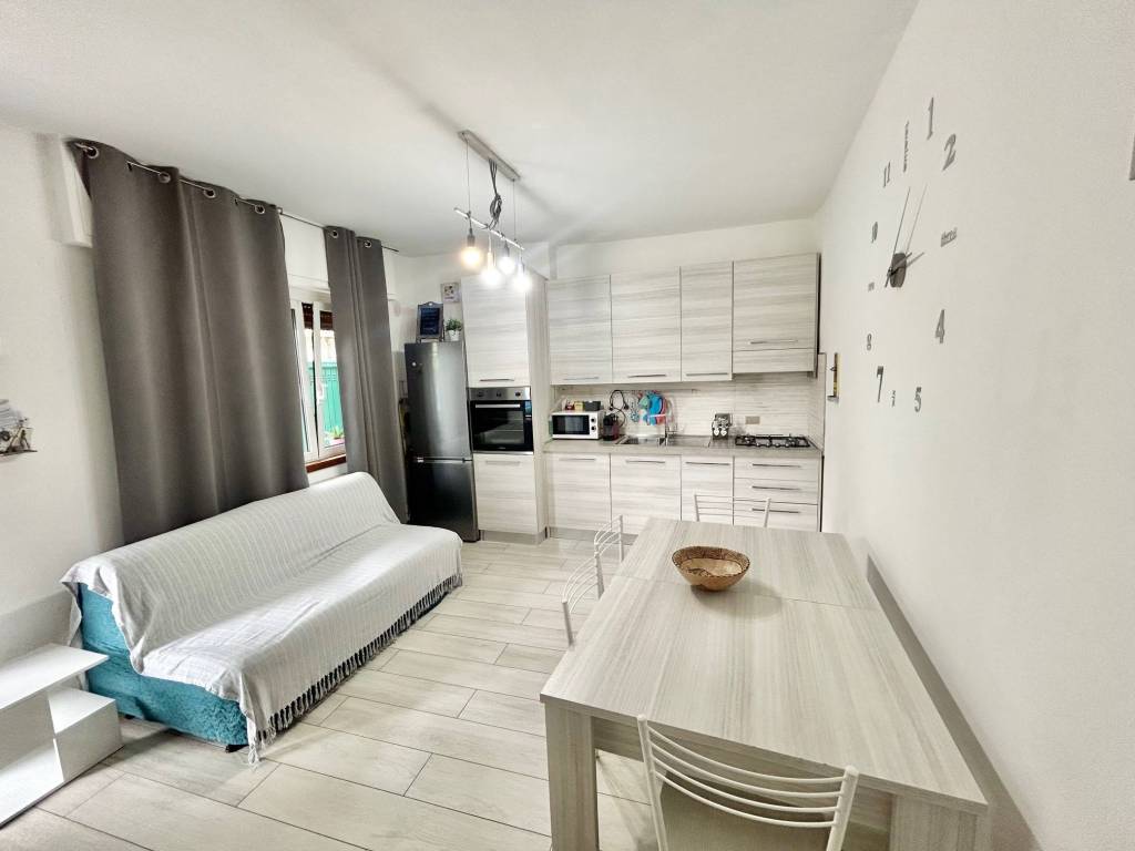 appartamento in vendita ad Albissola Marina