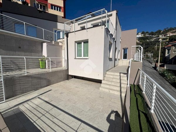 appartamento in vendita ad Albissola Marina