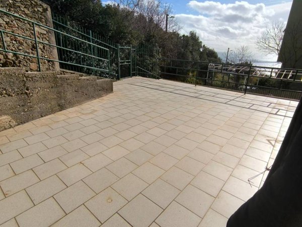 appartamento in vendita ad Albissola Marina