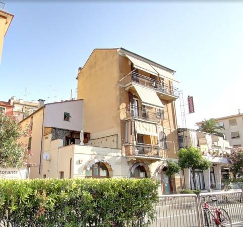 appartamento in vendita ad Albissola Marina