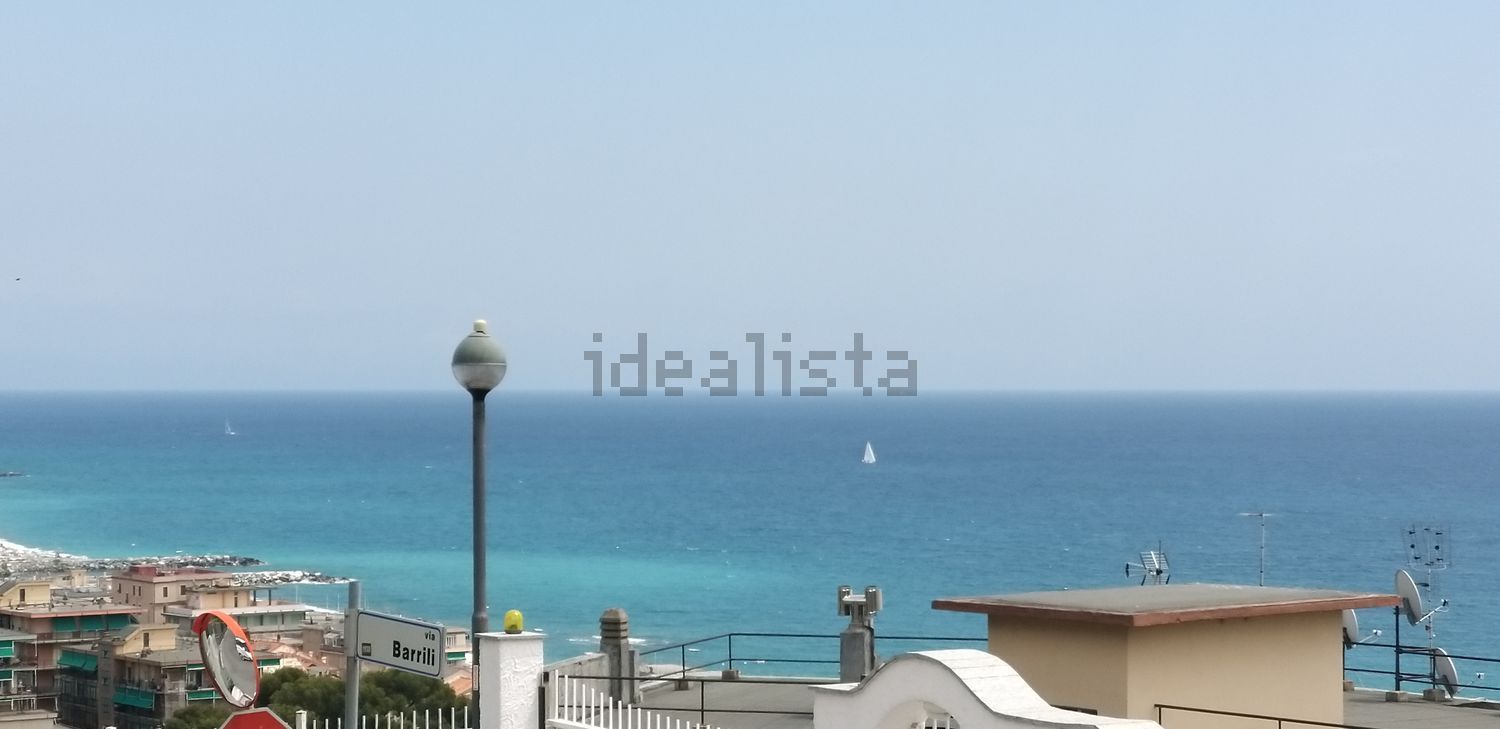 appartamento in vendita ad Albissola Marina