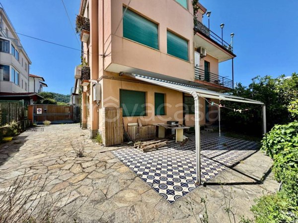 appartamento in vendita ad Albissola Marina