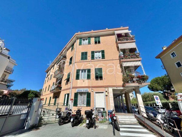 appartamento in vendita ad Albissola Marina
