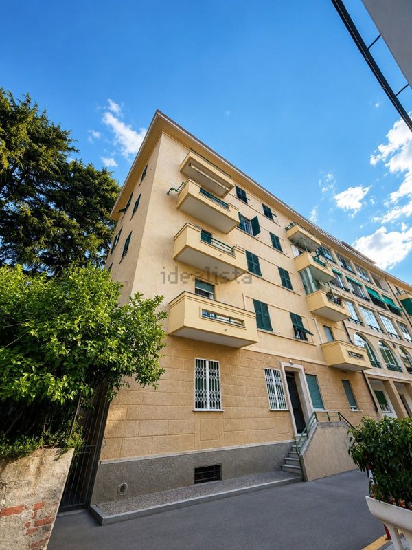 appartamento in vendita ad Albissola Marina
