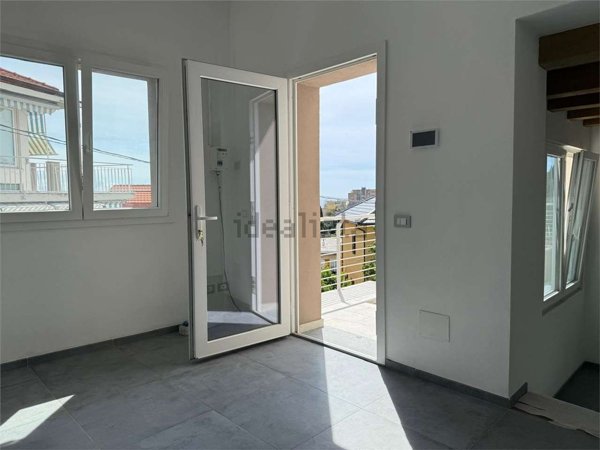 appartamento in vendita ad Albissola Marina