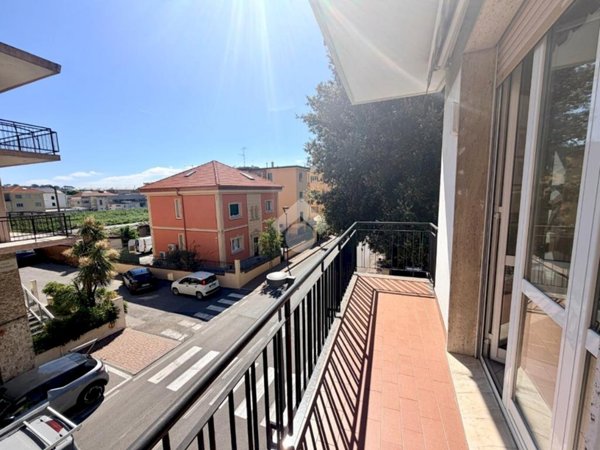 appartamento in vendita ad Albissola Marina