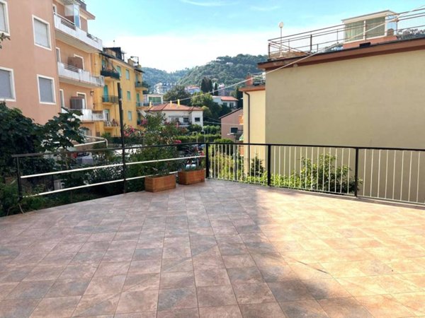 appartamento in vendita ad Albissola Marina