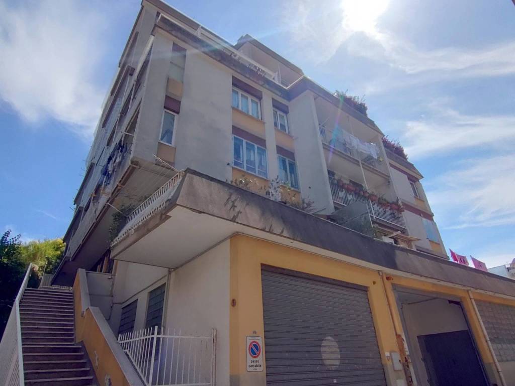appartamento in vendita ad Albissola Marina