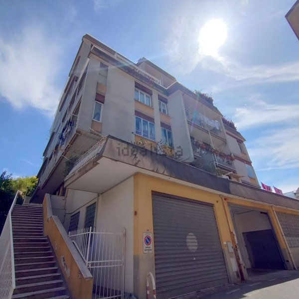 appartamento in vendita ad Albissola Marina