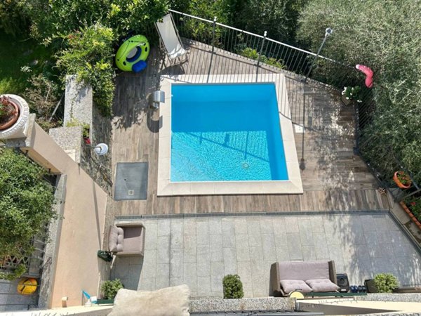 casa indipendente in vendita ad Albissola Marina