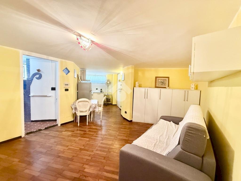 appartamento in vendita ad Albissola Marina