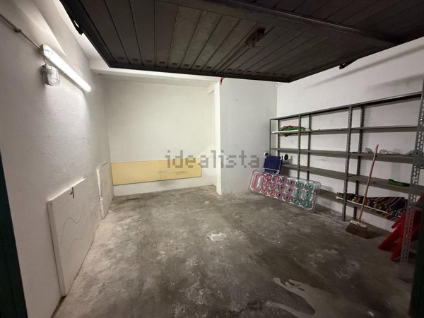 box auto in vendita ad Albissola Marina
