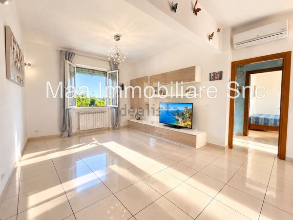 appartamento in vendita ad Albissola Marina