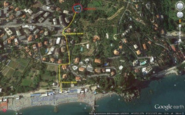casa indipendente in vendita ad Albisola Superiore