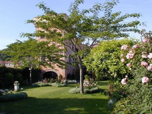 casa indipendente in vendita ad Albisola Superiore