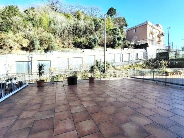 appartamento in vendita ad Albisola Superiore